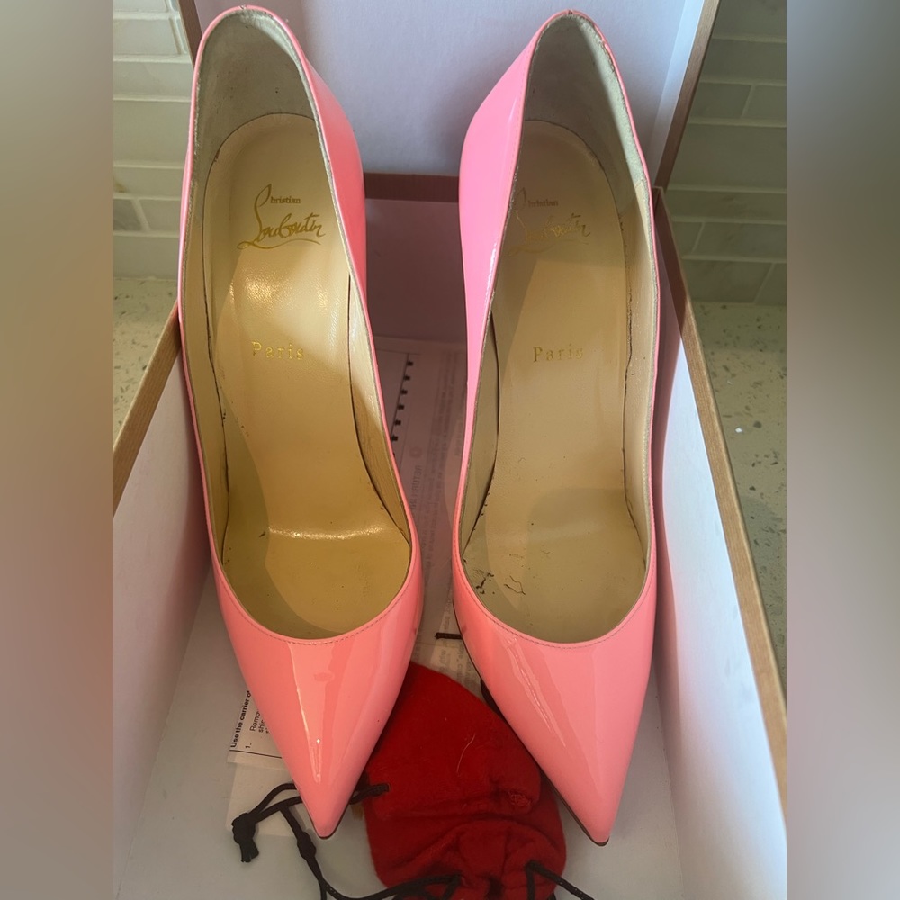 COPY - BEAUTIFUL PIGALLE  CHRISTIAN LOUBOUTIN, PUMPS BUBBLEGUM PINK LIKE NEW